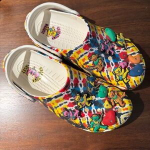 Chinatown Market Grateful Dead Crocs Size 13